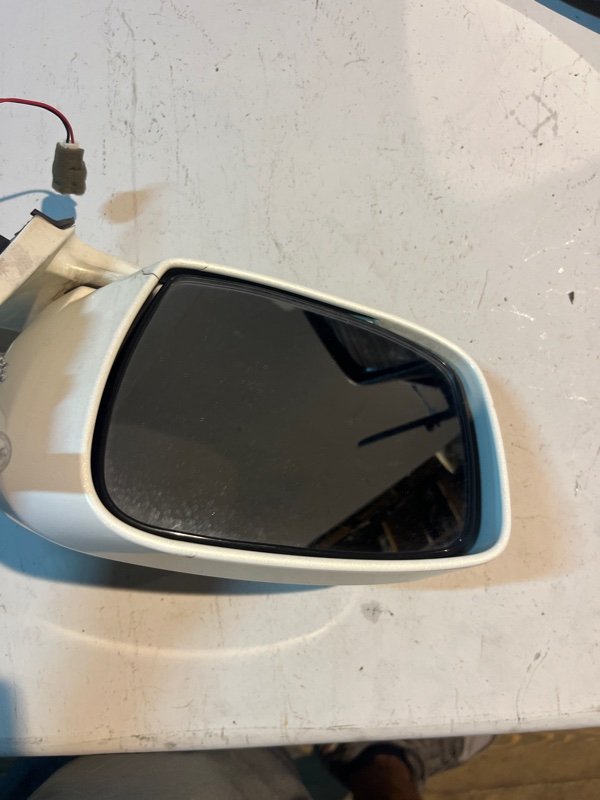 Зеркало Nissan fuga KY51 VQ37VHR 2010 левое (б/у) Зеркало Nissan fuga KY51 VQ37VHR 2010 левое (б/у)