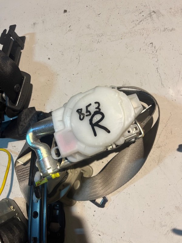 Ремень безопасности Toyota Camry ACV40 2AZFE 2007 передний правый (б/у) Ремень безопасности Toyota Camry ACV40 2AZFE 2007 передний правый (б/у)