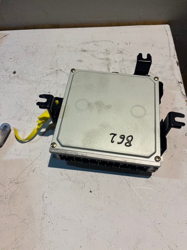 Блок efi Honda HR-V GH3 D16A 2002 (б/у) Блок efi Honda HR-V GH3 D16A 2002 (б/у)