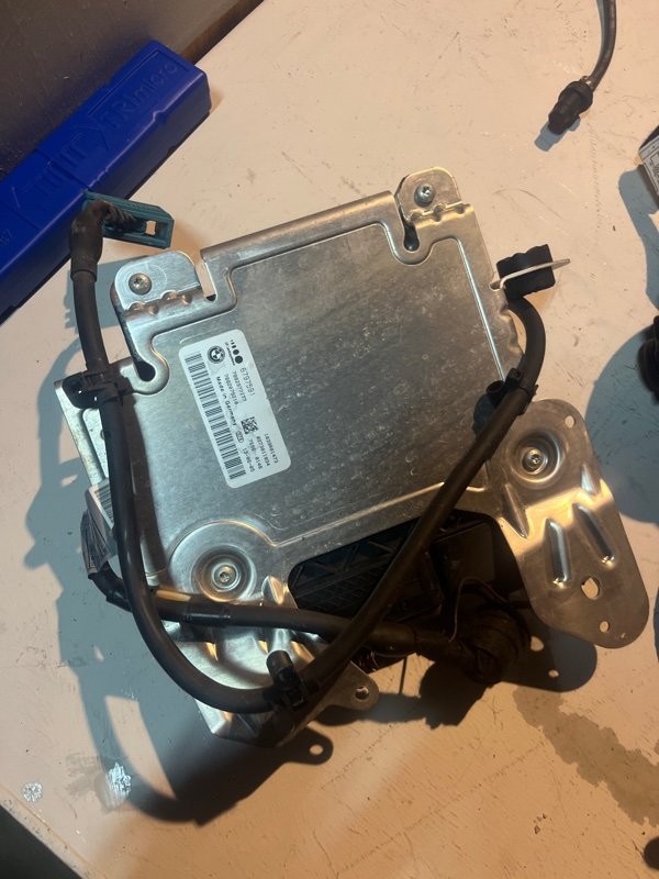 Блок управления рулевой рейкой BMW x5 E70 M57D30A 2012 (б/у)