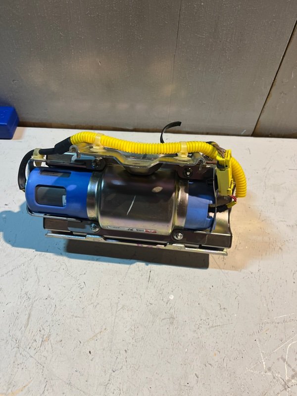 Airbag пассажирский Honda ACCORD CW2 K24A 2010 (б/у) Airbag пассажирский Honda ACCORD CW2 K24A 2010 (б/у)