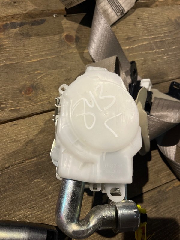 Ремень безопасности Honda ACCORD CW2 K24A 2010 передний левый (б/у)