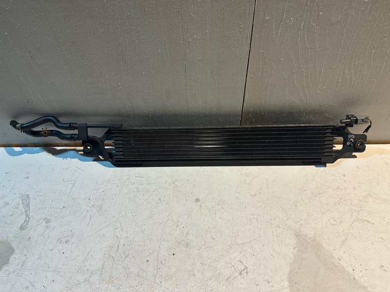 Радиатор акпп Mazda Cx7 ER3P L3VDT 2008 (б/у) Радиатор акпп Mazda Cx7 ER3P L3VDT 2008 (б/у)