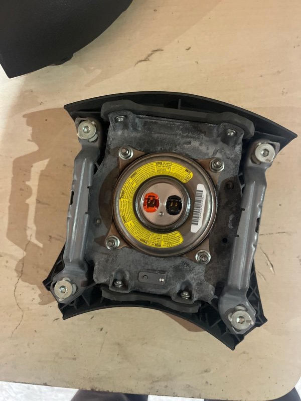 Airbag водительский Toyota Camry ACV40 2AZFE 2008 (б/у) Airbag водительский Toyota Camry ACV40 2AZFE 2008 (б/у)