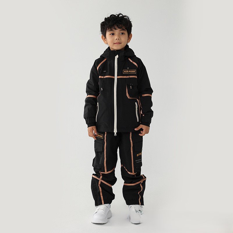 Костюм лыжный детский AIRPOSE ЧЕРНЫЙ 140 Костюм лыжный детский AIRPOSE ЧЕРНЫЙ 140