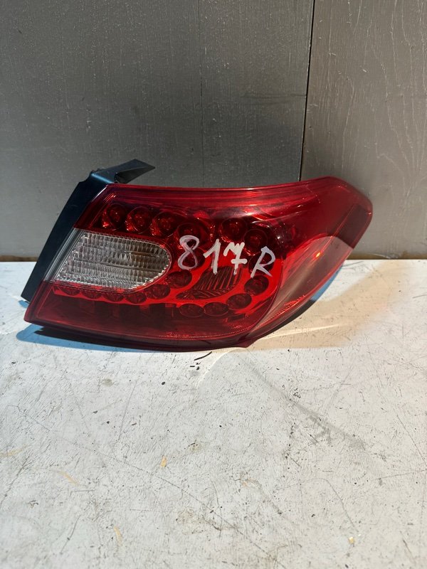Стоп Nissan fuga KY51 VQ37HR 2011 задний правый (б/у) Стоп Nissan fuga KY51 VQ37HR 2011 задний правый (б/у)