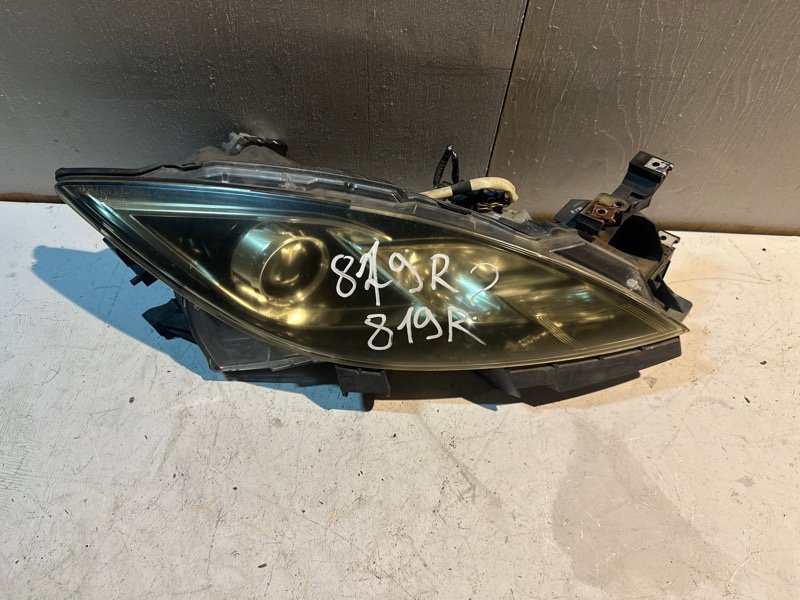 Фара Mazda atenza GH5FW L5VE 2009 передняя правая (б/у) Фара Mazda atenza GH5FW L5VE 2009 передняя правая (б/у)