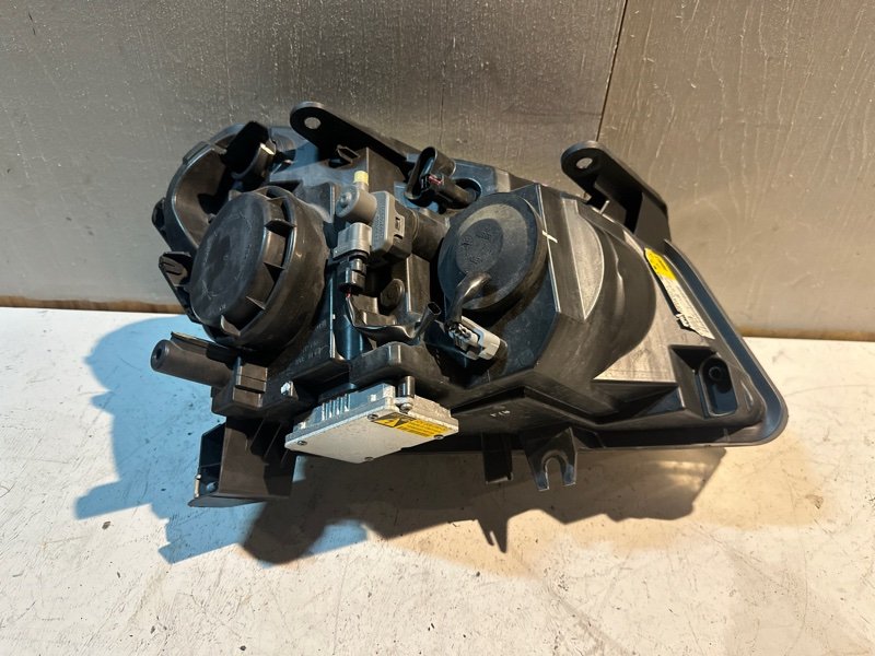 Фара Nissan DUALIS KNJ10 MR20DE 2008 передняя левая (б/у) Фара Nissan DUALIS KNJ10 MR20DE 2008 передняя левая (б/у)