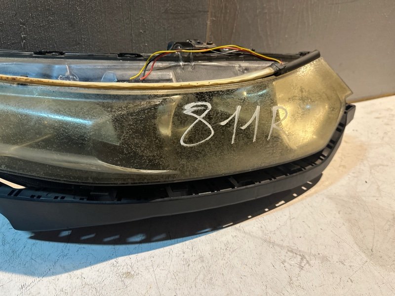 Фара Honda ACCORD CW2 K24A 2009 передняя правая (б/у) Фара Honda ACCORD CW2 K24A 2009 передняя правая (б/у)