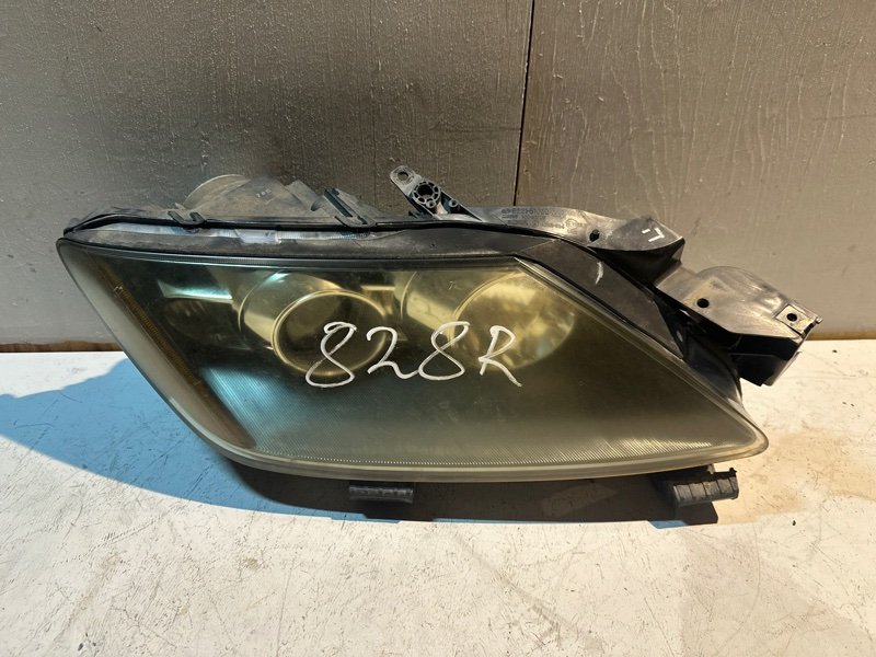 Фара Mazda Cx7 ER3P L3VDT 2007 передняя правая (б/у) Фара Mazda Cx7 ER3P L3VDT 2007 передняя правая (б/у)