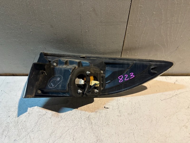 Стоп Mazda atenza GH5FW L5VE 2009 задний левый (б/у) Стоп Mazda atenza GH5FW L5VE 2009 задний левый (б/у)