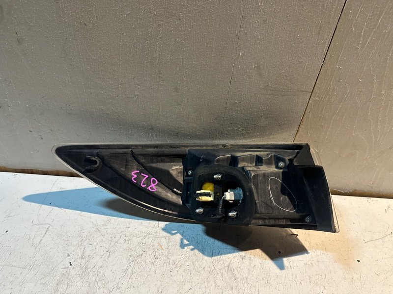 Стоп Mazda atenza GH5FW L5VE 2009 задний правый (б/у) Стоп Mazda atenza GH5FW L5VE 2009 задний правый (б/у)