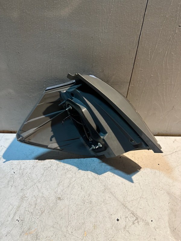 Стоп Honda FIT SHUTTLE GP2 LDA-MF6 2012 задний правый (б/у) Стоп Honda FIT SHUTTLE GP2 LDA-MF6 2012 задний правый (б/у)