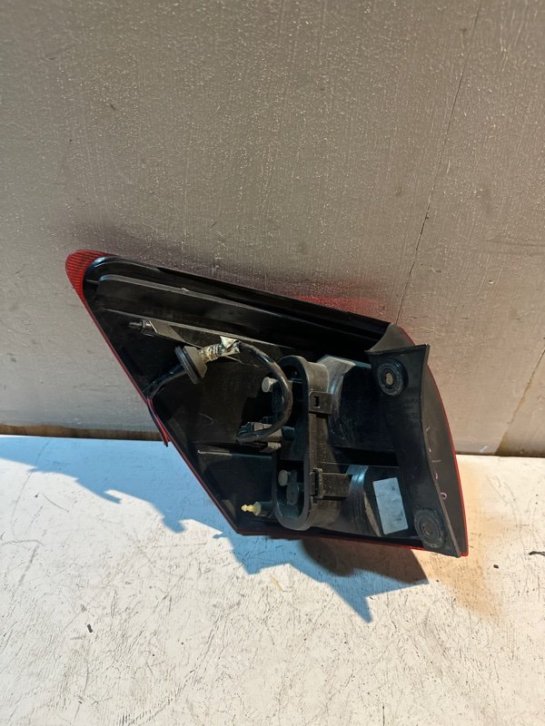 Стоп Nissan DUALIS NJ10 MR20DE 2007 задний правый (б/у) Стоп Nissan DUALIS NJ10 MR20DE 2007 задний правый (б/у)