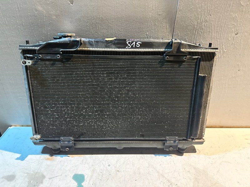 Радиатор основной Honda ACCORD CW2 K24A 2012 (б/у) Радиатор основной Honda ACCORD CW2 K24A 2012 (б/у)