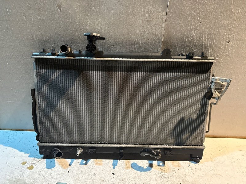 Радиатор основной Honda ACCORD CW2 K24A 2008 (б/у) Радиатор основной Honda ACCORD CW2 K24A 2008 (б/у)