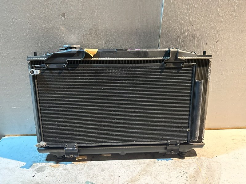 Радиатор основной Honda ACCORD CW2 K24A 2008 (б/у) Радиатор основной Honda ACCORD CW2 K24A 2008 (б/у)