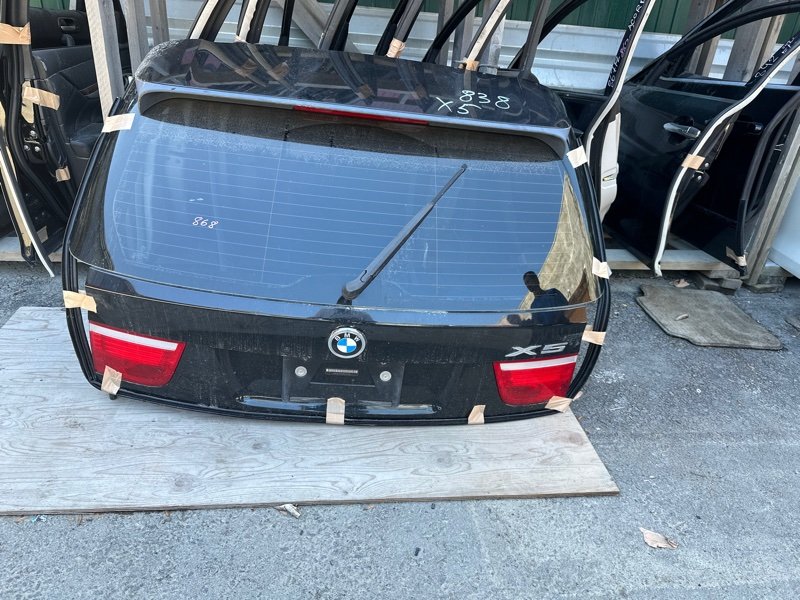 Дверь 5-я BMW x5 FE30-0LK95948 N52B30AF 2008 (б/у) Дверь 5-я BMW x5 FE30-0LK95948 N52B30AF 2008 (б/у)