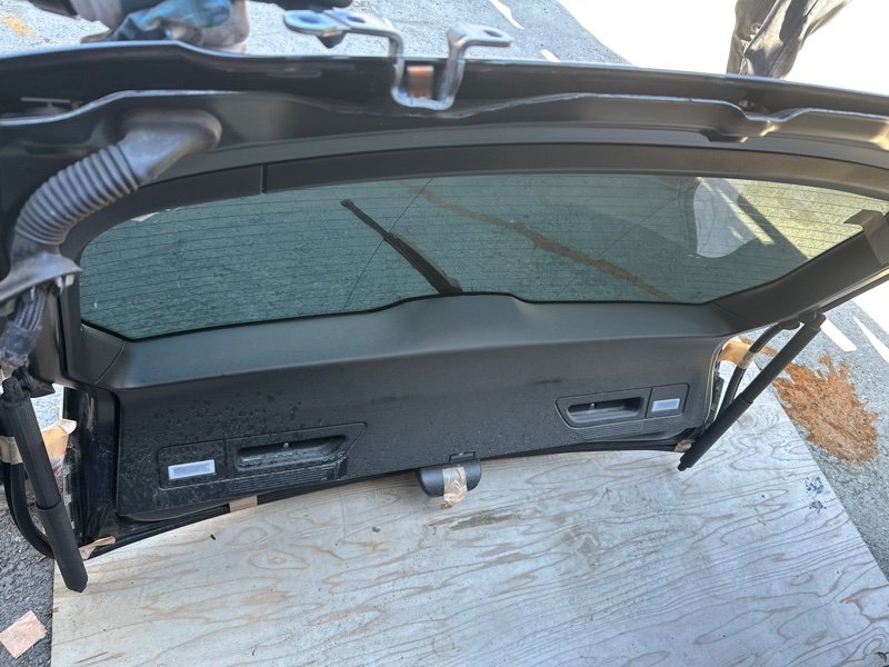 Дверь 5-я BMW x5 FE30-0LK95948 N52B30AF 2008 (б/у) Дверь 5-я BMW x5 FE30-0LK95948 N52B30AF 2008 (б/у)