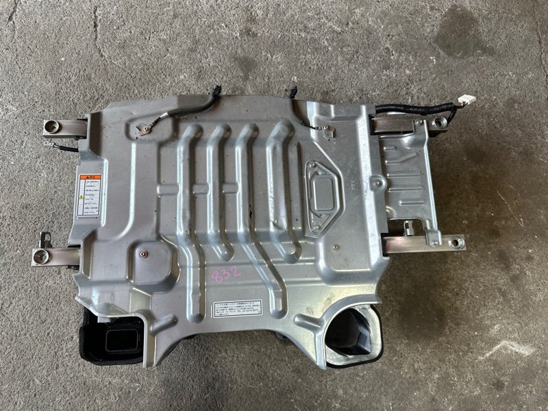 Батарея гибридной установки Honda FIT SHUTTLE GP2 LDA-MF6 2012 (б/у) Батарея гибридной установки Honda FIT SHUTTLE GP2 LDA-MF6 2012 (б/у)