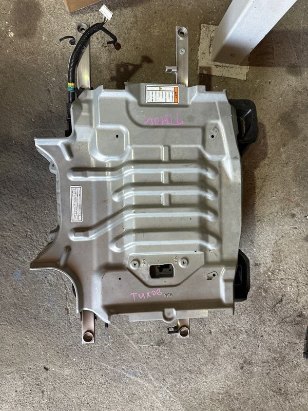 Батарея гибридной установки Honda FIT SHUTTLE GP2 LDA-MF6 2012 (б/у) Батарея гибридной установки Honda FIT SHUTTLE GP2 LDA-MF6 2012 (б/у)