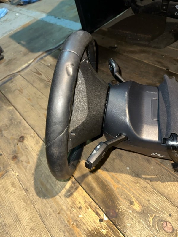 Рулевая колонка BMW x5 FE30-0LK95948 N52B30AF 2008 (б/у) Рулевая колонка BMW x5 FE30-0LK95948 N52B30AF 2008 (б/у)