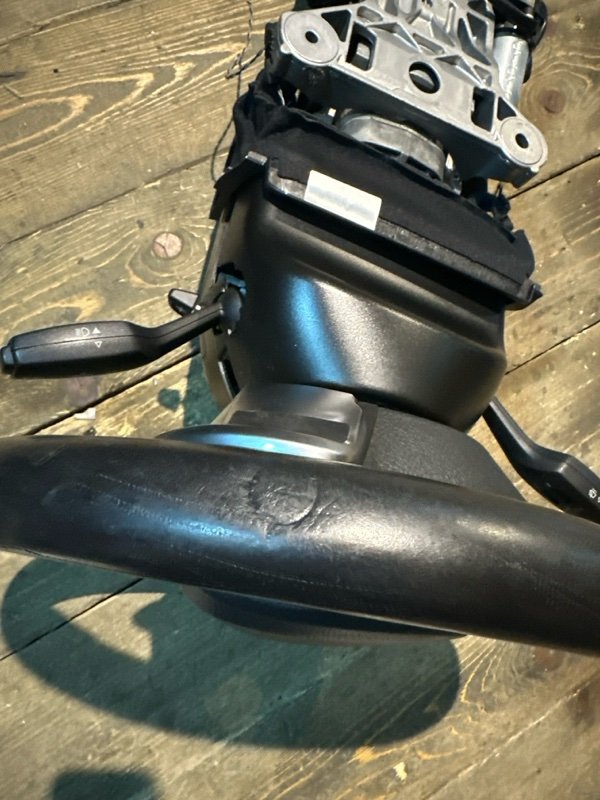 Рулевая колонка BMW 5-Series FW20 N47D20C 2012 (б/у) Рулевая колонка BMW 5-Series FW20 N47D20C 2012 (б/у)