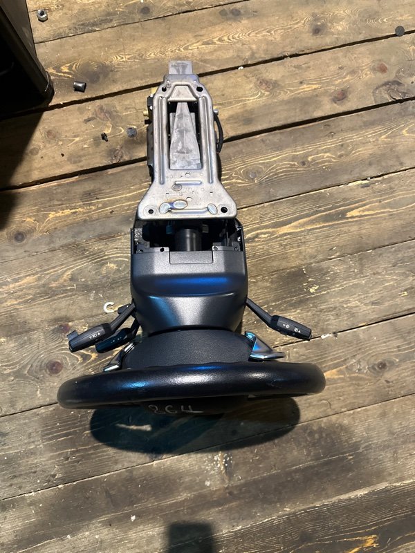 Рулевая колонка BMW x5 E70 M57D30A 2012 (б/у) Рулевая колонка BMW x5 E70 M57D30A 2012 (б/у)