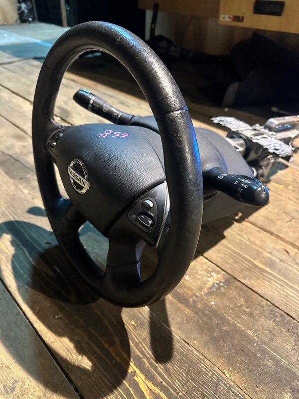 Рулевая колонка Nissan fuga KY51 VQ37VHR 2011 (б/у) Рулевая колонка Nissan fuga KY51 VQ37VHR 2011 (б/у)