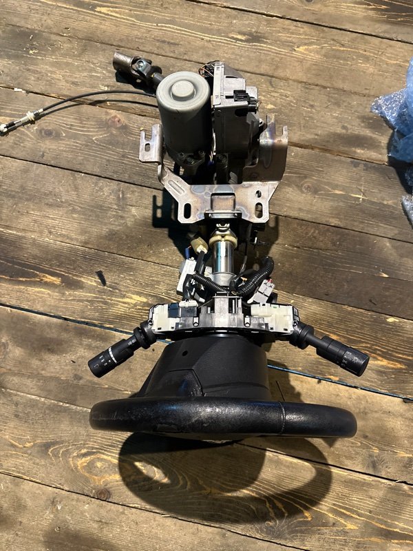 Рулевая колонка Nissan DUALIS KNJ10 MR20DE 2008 (б/у) Рулевая колонка Nissan DUALIS KNJ10 MR20DE 2008 (б/у)