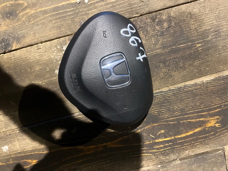 Airbag водительский Honda ACCORD CW2 K24A 2009 (б/у) Airbag водительский Honda ACCORD CW2 K24A 2009 (б/у)