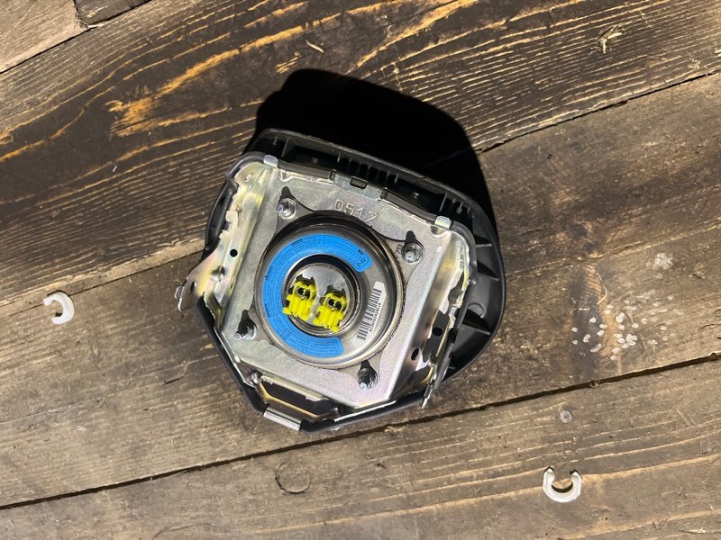 Airbag водительский Honda ACCORD CW2 K24A 2010 (б/у) Airbag водительский Honda ACCORD CW2 K24A 2010 (б/у)