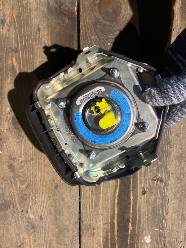 Airbag водительский Honda ACCORD CW2 K24A 2010 (б/у) Airbag водительский Honda ACCORD CW2 K24A 2010 (б/у)