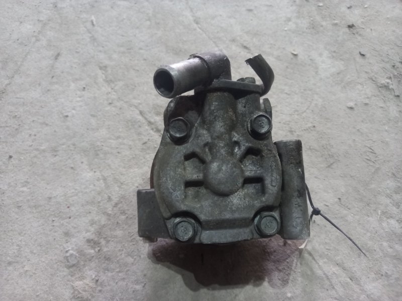 Насос гидроусилителя руля ( ГУР ) XF 2008 Седан 2.7 TDV6