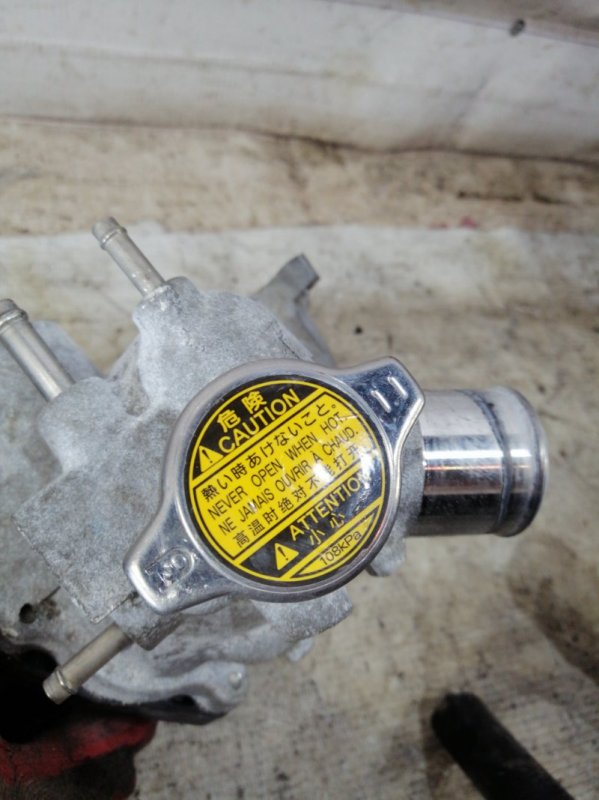 Корпус термостата GS450H S190 2GR-FSE Корпус термостата GS450H S190 2GR-FSE