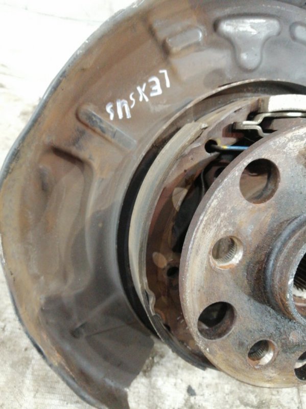 Кулак задний правый Lexus GS450H S190 2GR-FSE Кулак задний правый Lexus GS450H S190 2GR-FSE