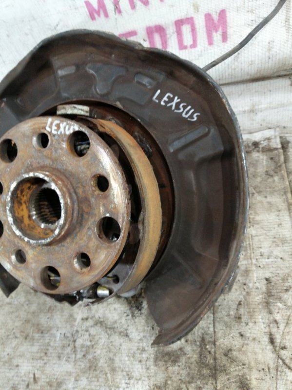 Кулак задний левый GS450H S190 2GR-FSE Кулак задний левый GS450H S190 2GR-FSE