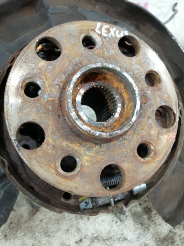 Кулак задний левый GS450H S190 2GR-FSE Кулак задний левый GS450H S190 2GR-FSE