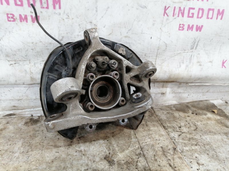 Кулак задний левый GS450H S190 2GR-FSE Кулак задний левый GS450H S190 2GR-FSE