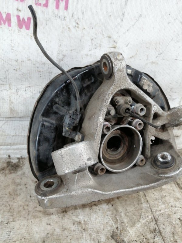 Кулак задний левый GS450H S190 2GR-FSE Кулак задний левый GS450H S190 2GR-FSE