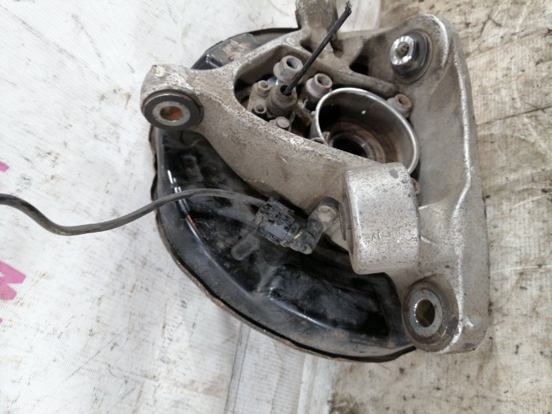 Кулак задний левый GS450H S190 2GR-FSE Кулак задний левый GS450H S190 2GR-FSE