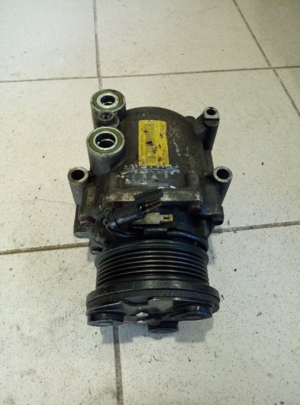 Компрессор кондиционера Ford Fusion CBK FXJA
