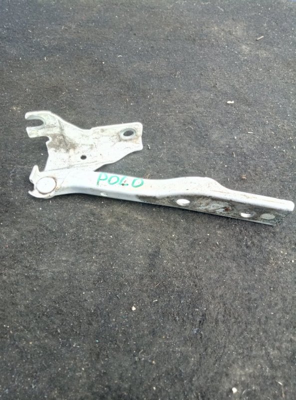 Петля капота передняя правая Volkswagen Polo 2010 6RU823302B Б/У