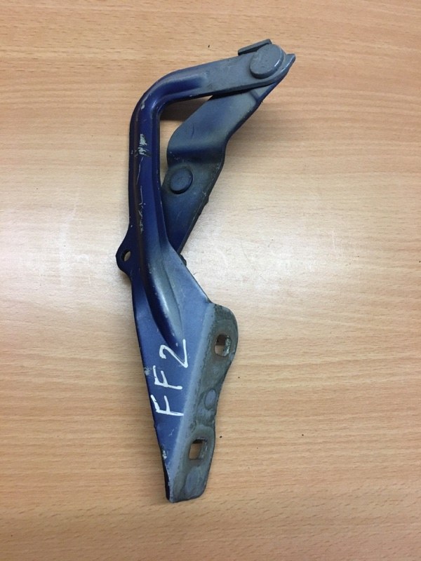 Петля капота передняя правая Focus 2008 CB4 CHBA Петля капота передняя правая Focus 2008 CB4 CHBA