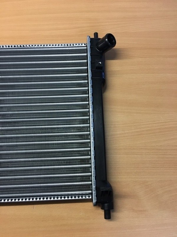 Радиатор охлаждения Chevrolet Lanos T100 1.4/1.5/1.6