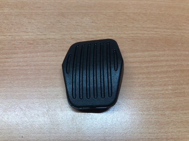 Запчасть накладка на педаль Ford Focus 1234292 новая Накладка на педаль Ford Focus 1234292 новая
