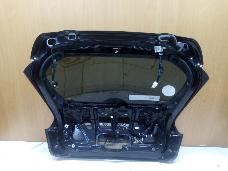 Крышка багажника Nissan Juke(1) F15 Крышка багажника Nissan Juke(1) F15