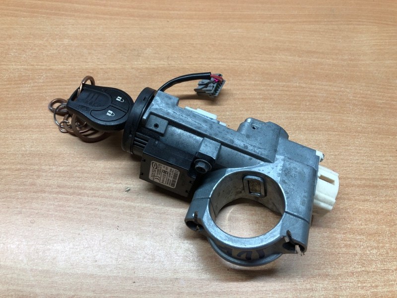 Замок зажигания Nissan Juke(1) F15