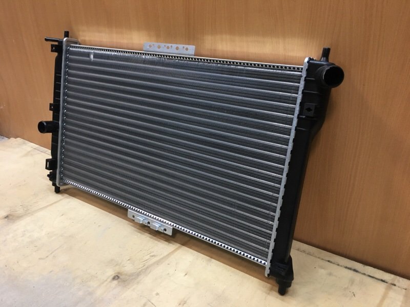 Радиатор охлаждения Lanos 1997 T100 1.4/1.5/1.6