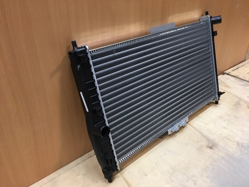 Радиатор охлаждения Lanos 1997 T100 1.4/1.5/1.6